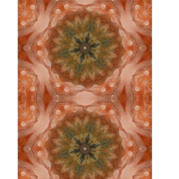 Beautiful scarf!! - Picture 2 of 5